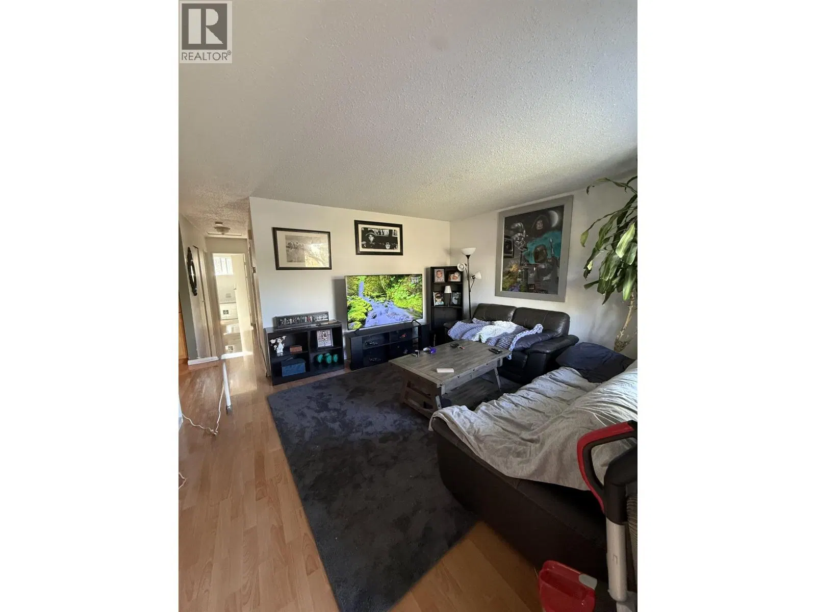Photo 4 of 14 at 454 8TH Avenue
