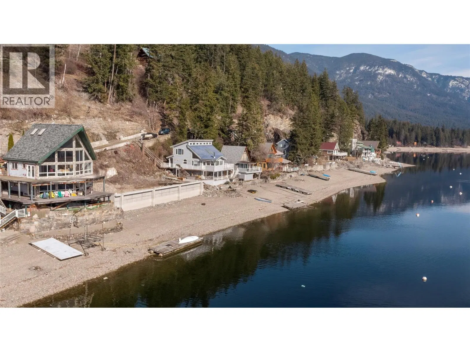 Photo 5 of 21 at #10 – 4780 Sunnybrae Canoe Point Road