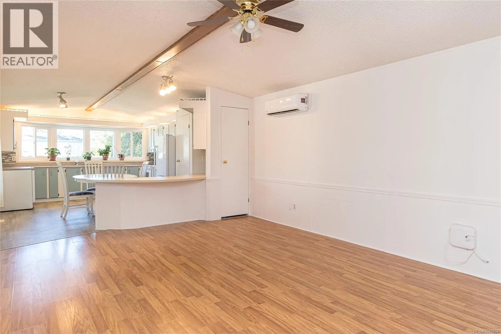 Photo 5 of 27 at #64 – 7701 Central Saanich Road