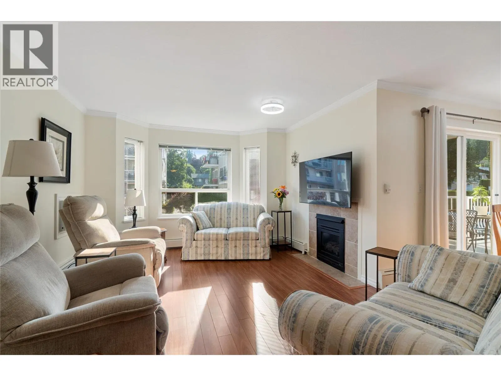 Photo 3 of 28 at #107 – 250 5 Street