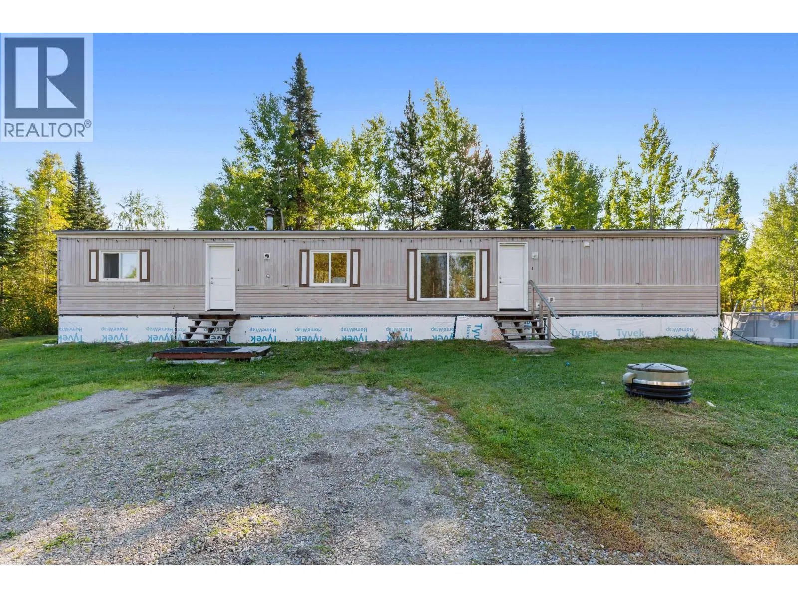 Photo 5 of 26 at 5165 BENDIXON Road
