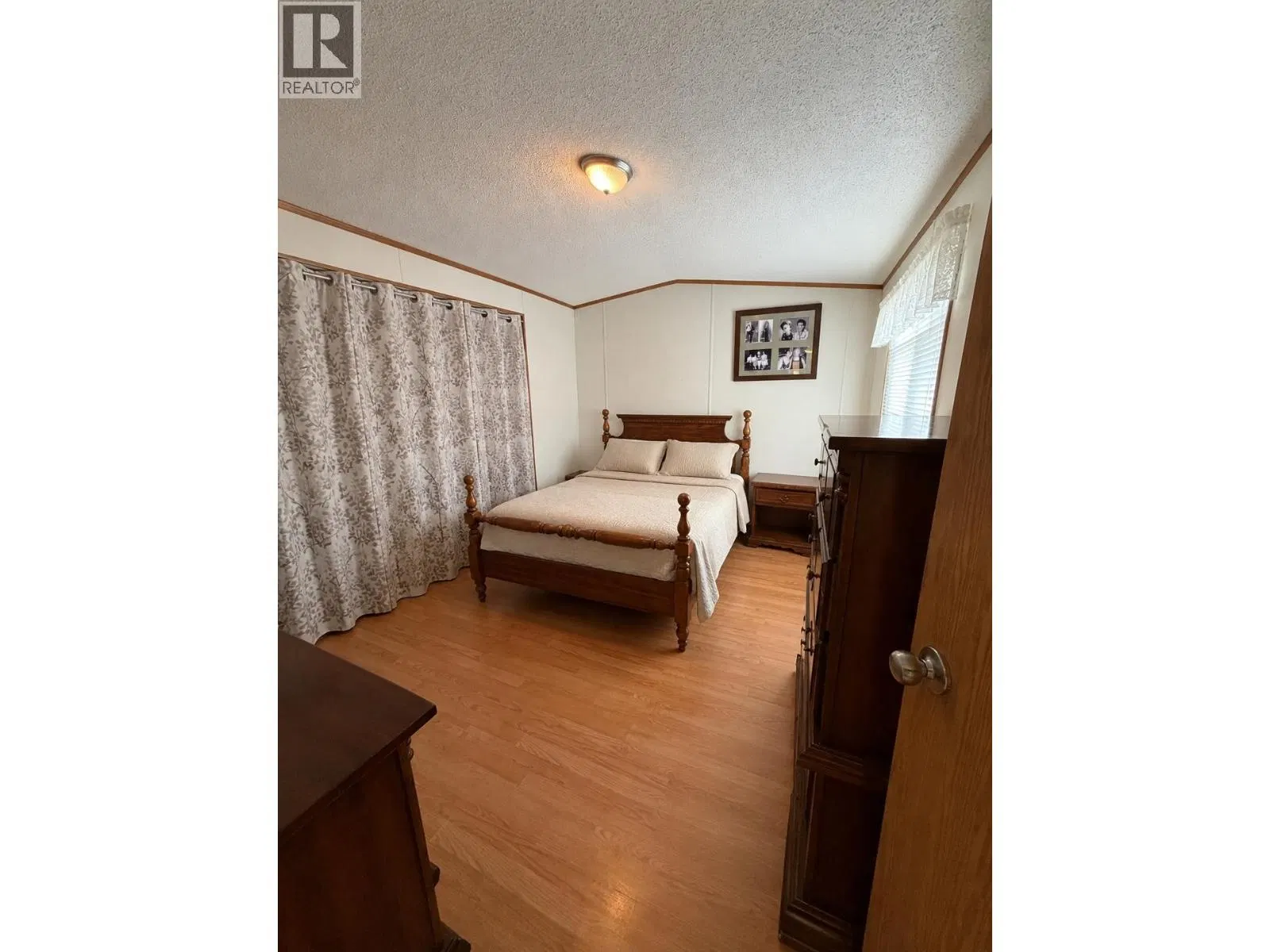 Photo 4 of 14 at 4580 CANIM HENDRIX Road