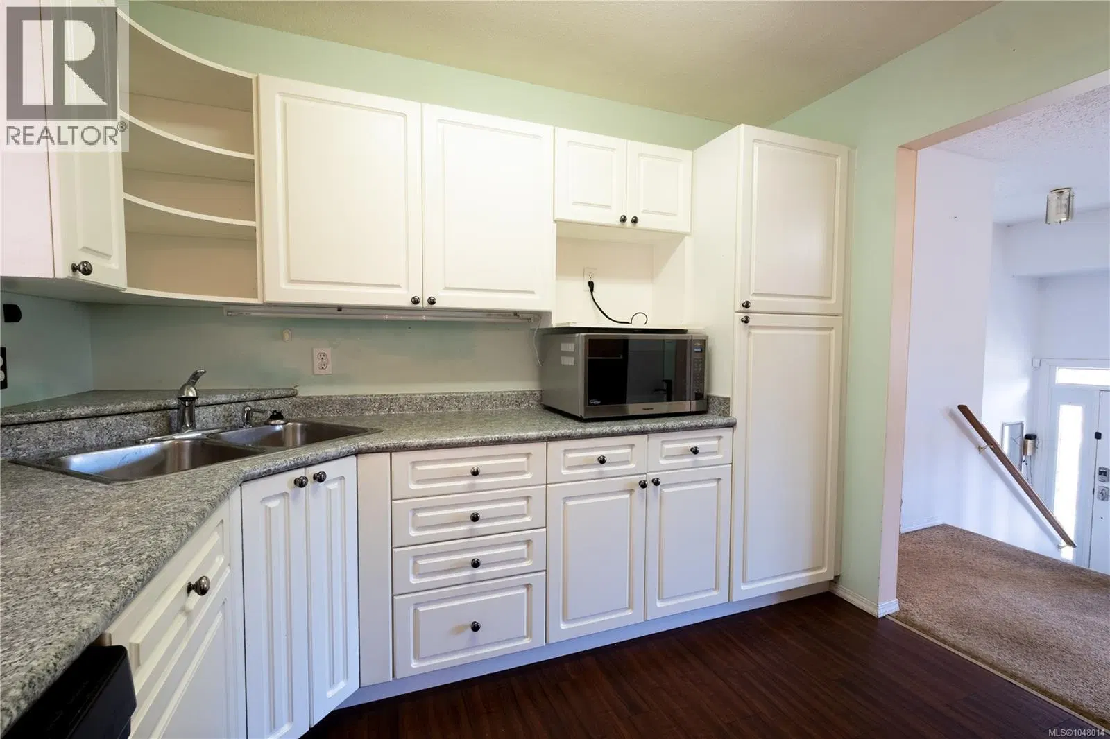 Photo 4 of 50 at 259 Denman Street