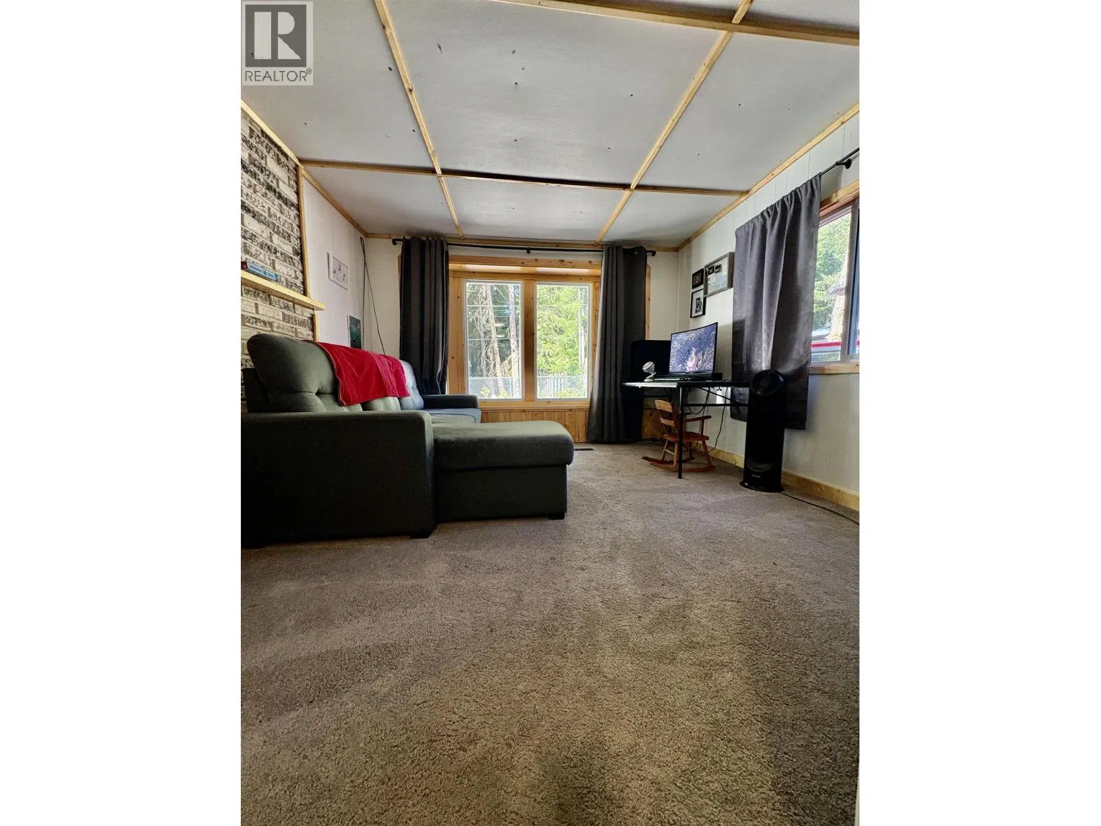 Photo 5 of 14 at #26 – 4619 LOWRIE Avenue