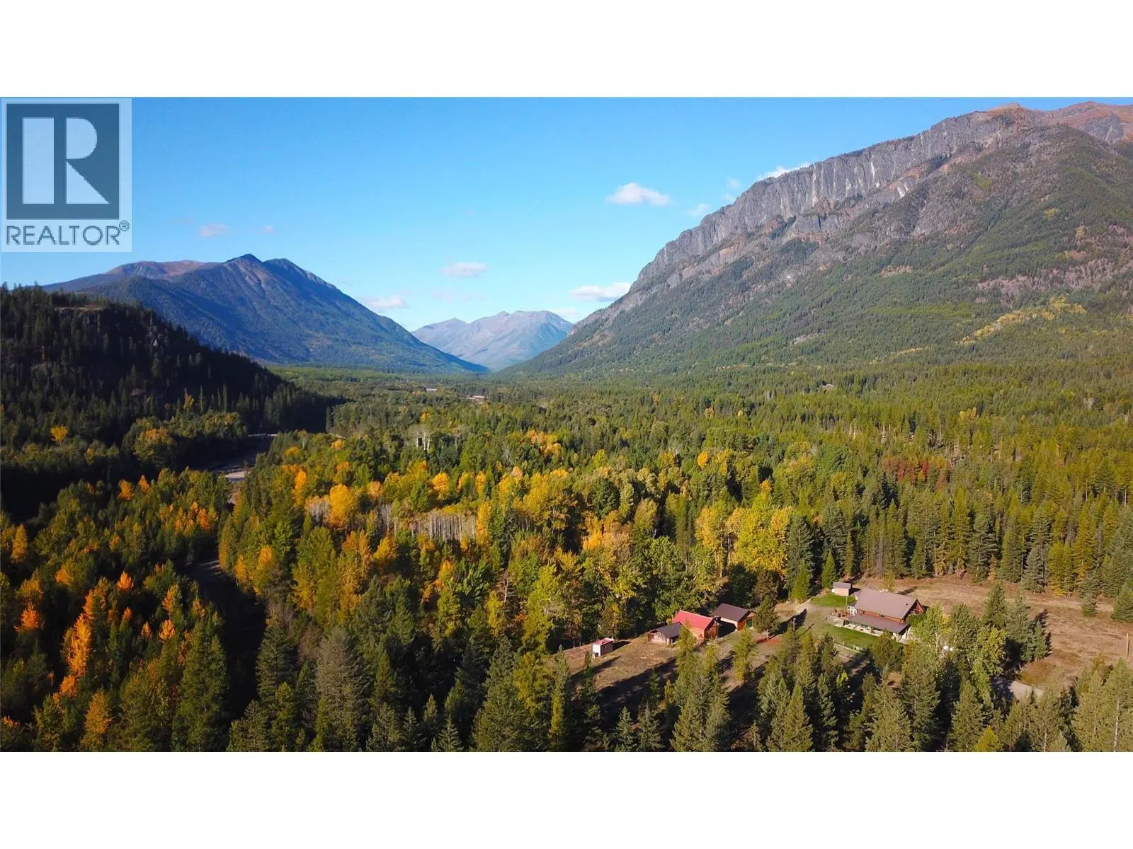 Photo 4 of 39 at 1896 ST. MARY LAKE Road