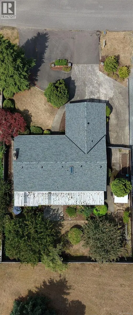 Photo 5 of 45 at 1568 Marine Circle