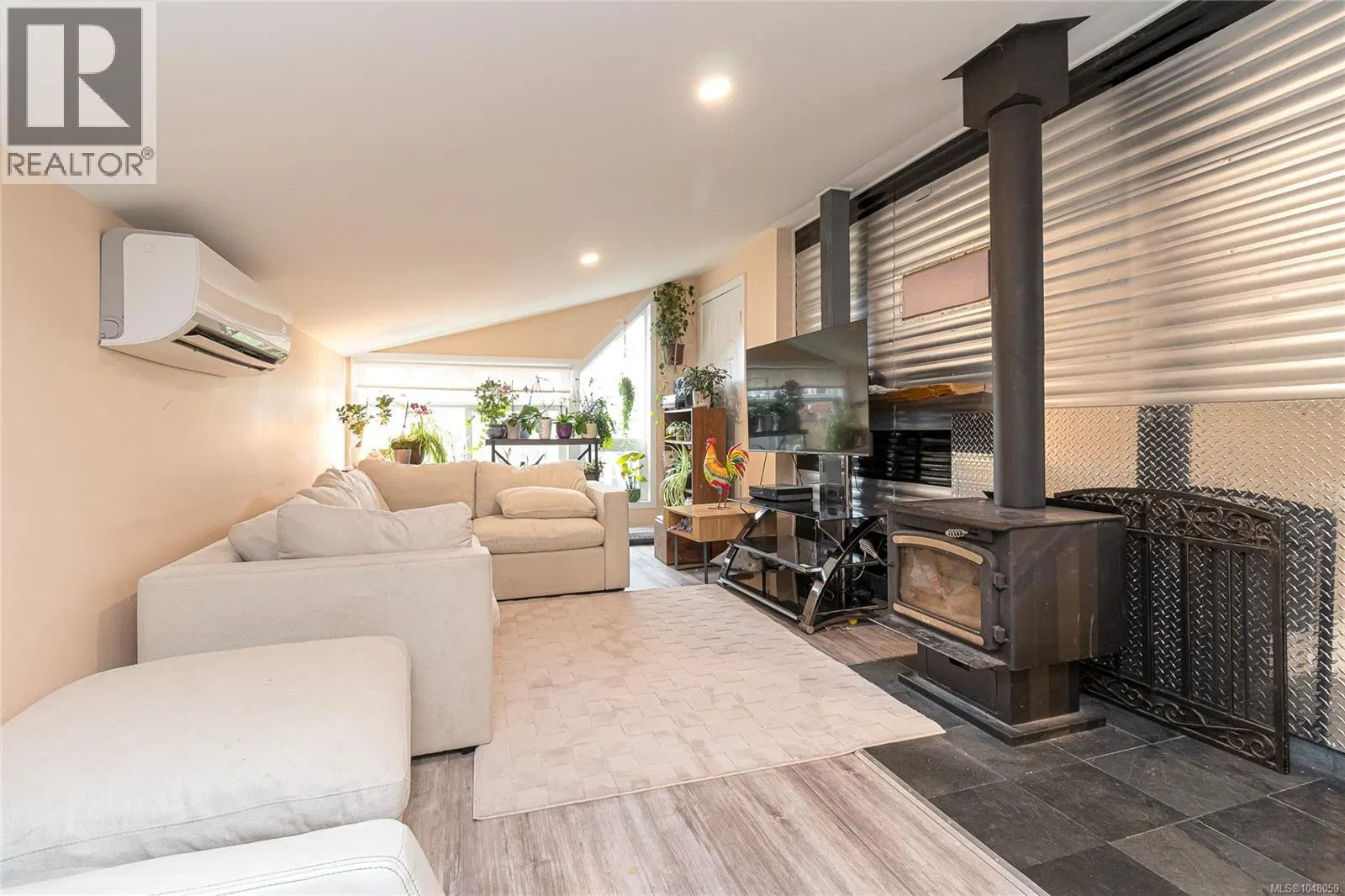 Photo 2 of 25 at #33C – 1120 Shawnigan-Mill Bay Road