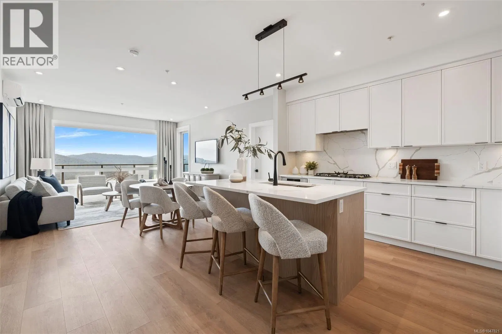 Photo 3 of 23 at #604 – 1810 Selenite Place