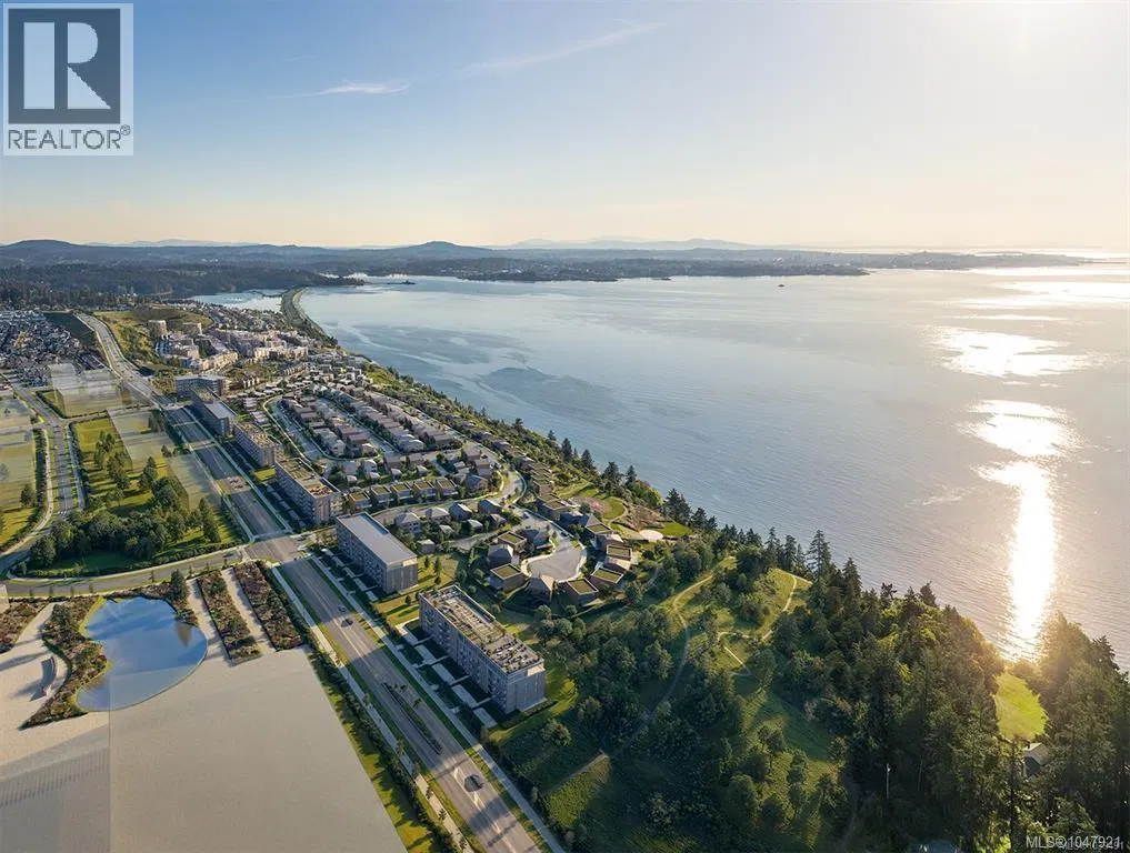 Photo 1 of 7 at #604 – 3550 Seabluff Crescent