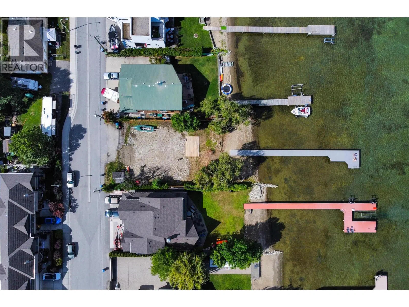 Photo 5 of 17 at 3242 Clement Road