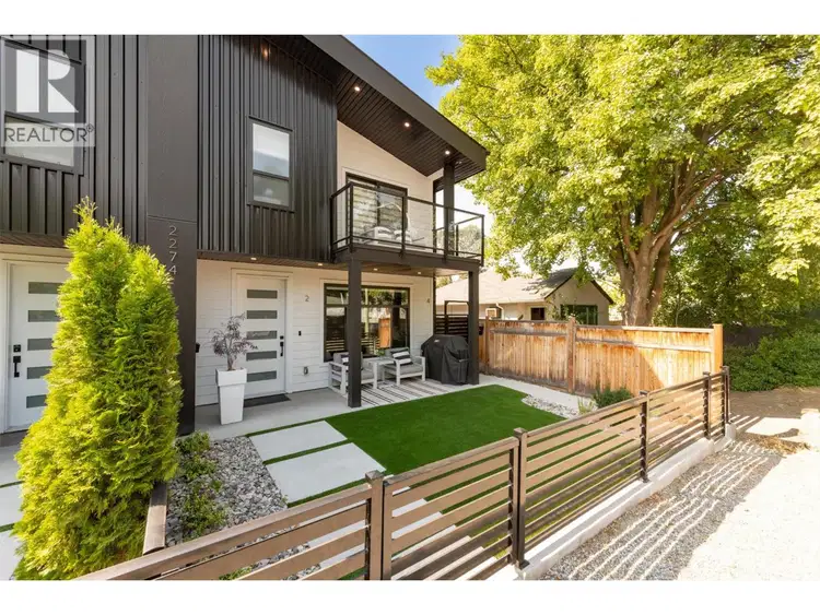 #2 – 2274 Woodlawn Street