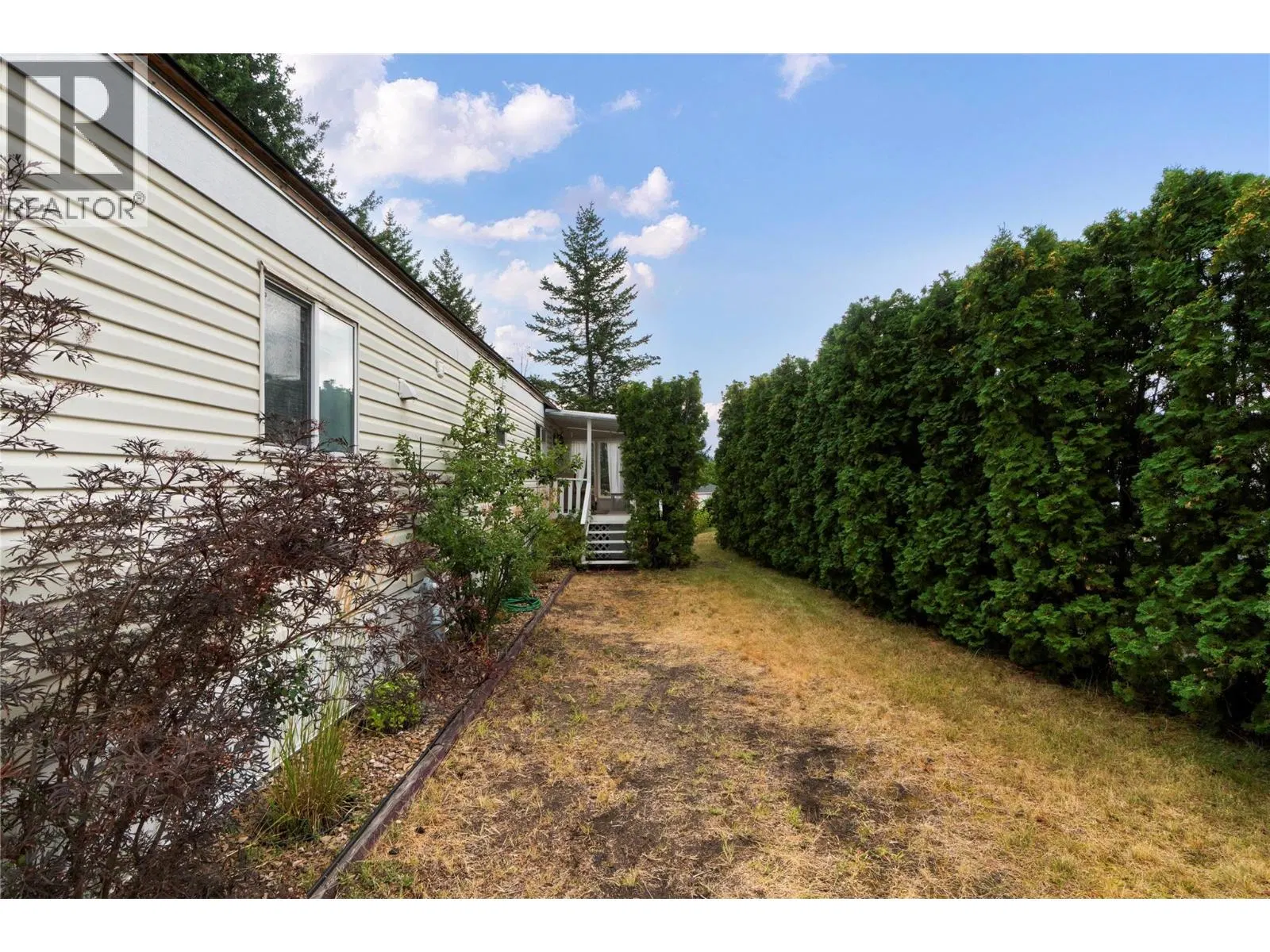 Photo 3 of 39 at #85 – 1361 30 Street