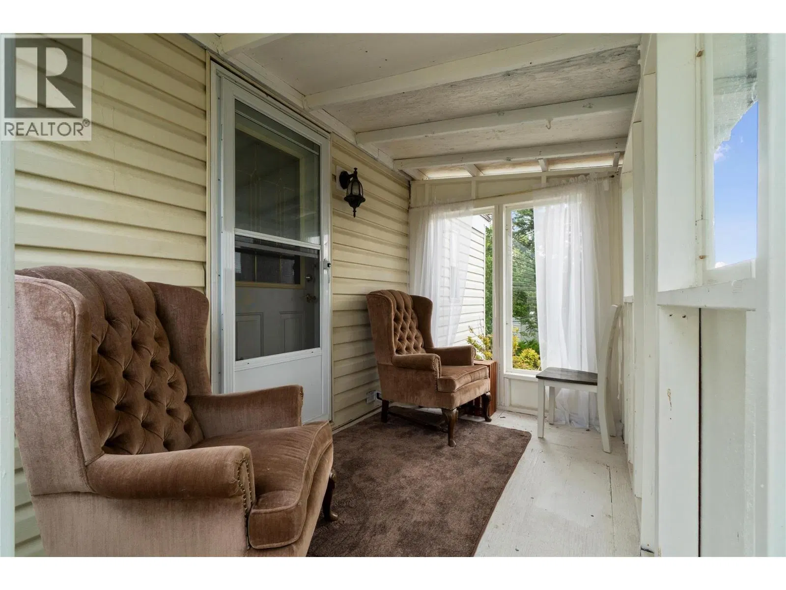 Photo 4 of 39 at #85 – 1361 30 Street