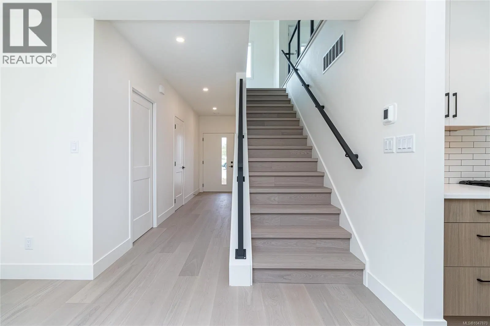 Photo 3 of 38 at 1139 Deltana Avenue