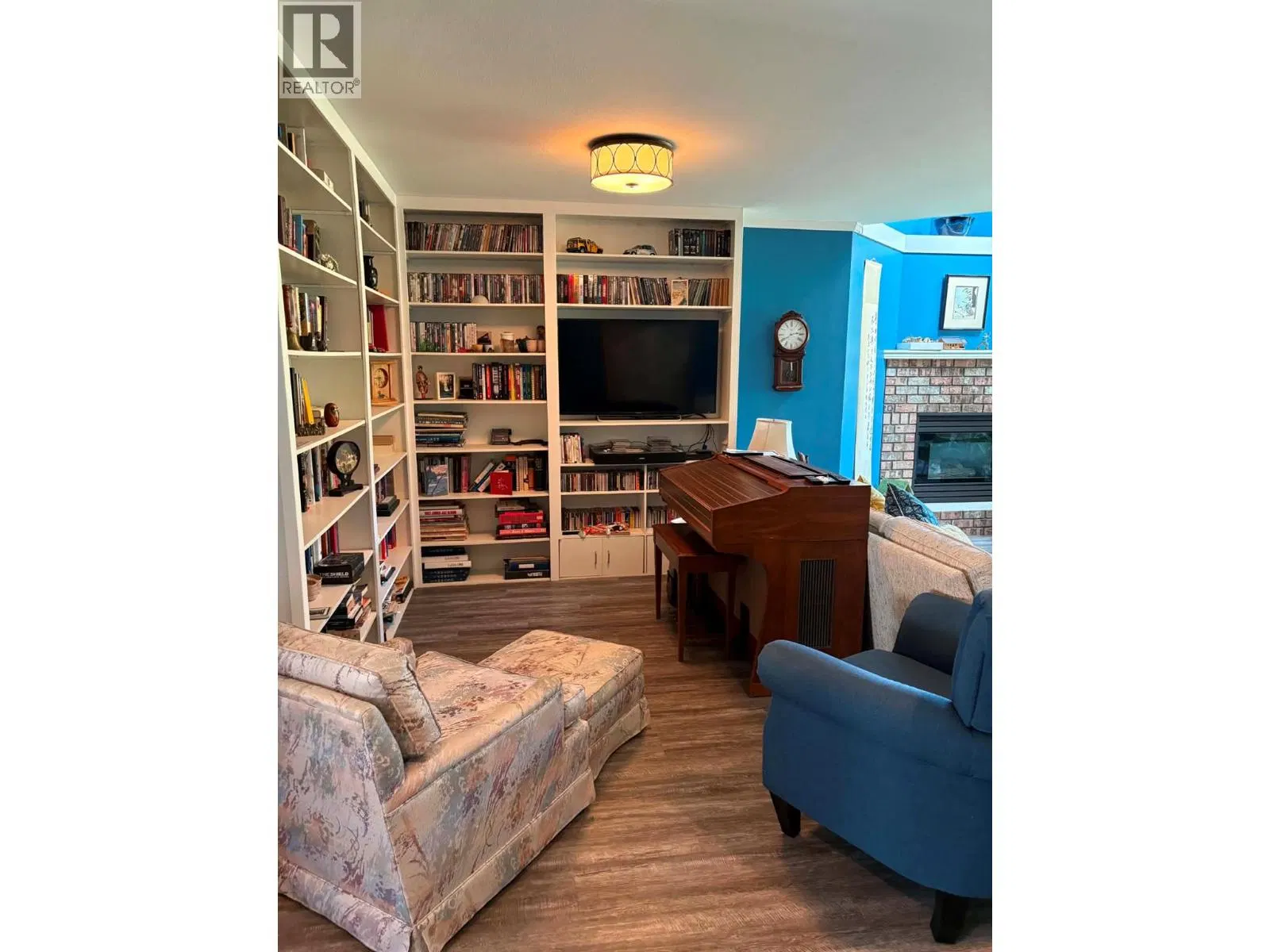 Photo 4 of 54 at #2 – 312 Arbutus Street