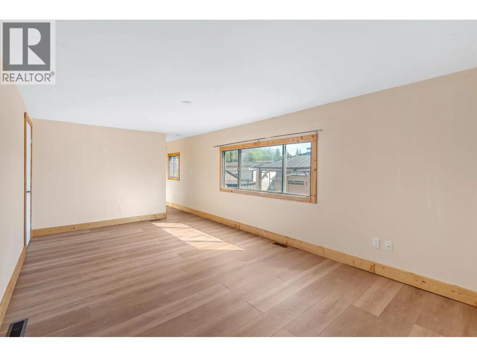 #39 – 8680 CASTLE Road