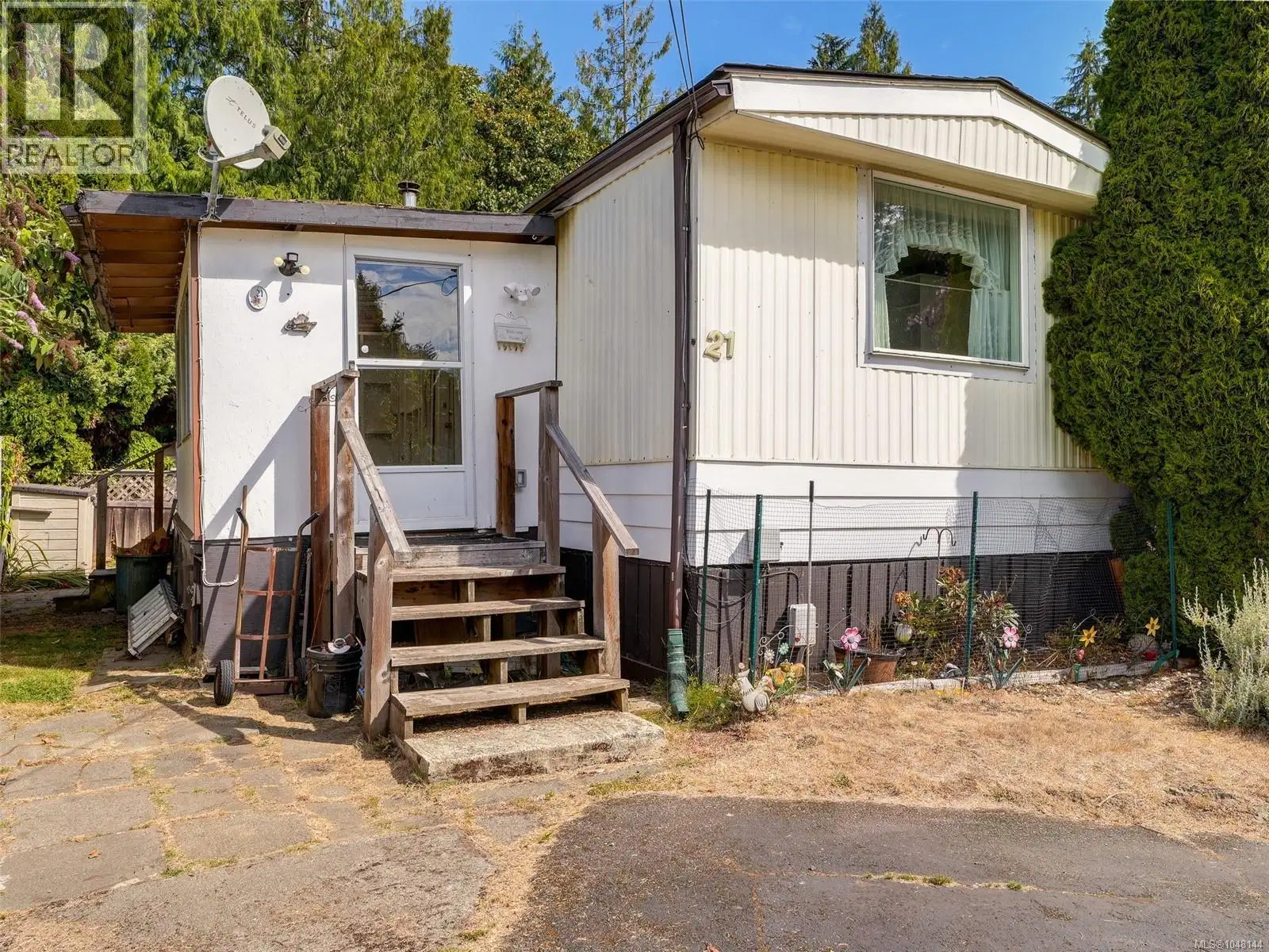 #21 – 2357 Sooke River Road