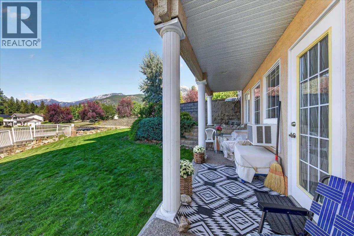 Photo 5 of 25 at #4004B – 5052 Riverview Road