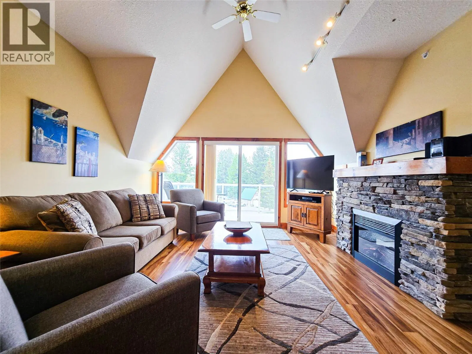 Photo 3 of 18 at #336I – 701 14A Crescent
