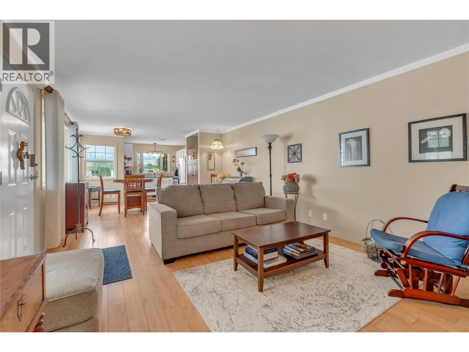 Photo 4 of 20 at #54 – 999 Burnaby Avenue