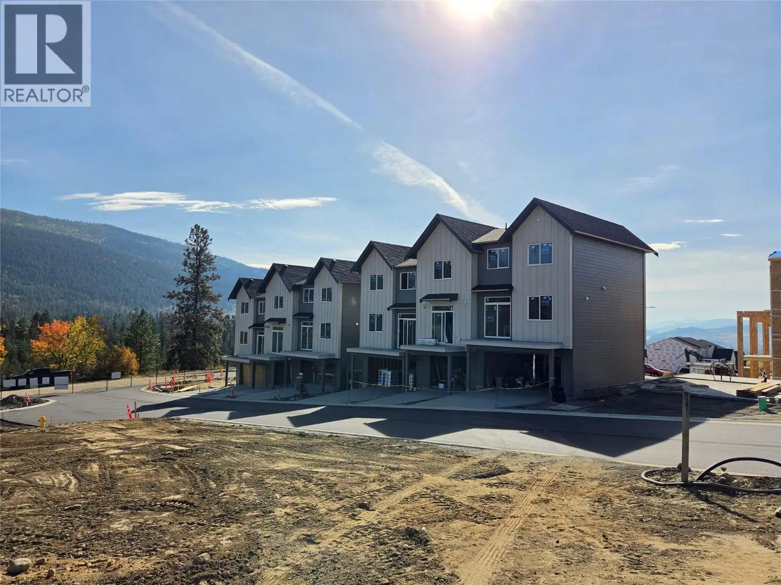 #27 – 7110 Bates Road