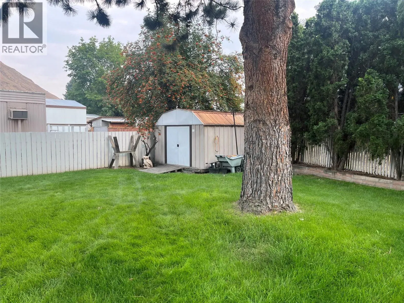 Photo 4 of 19 at #83 – 2401 Ord Road