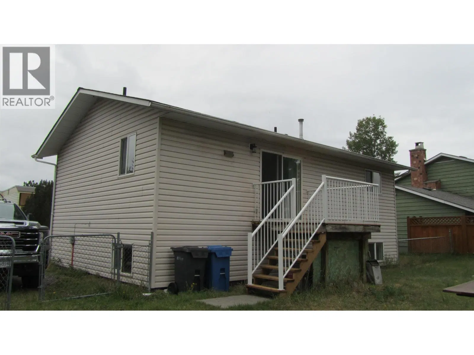 Photo 2 of 29 at 229 ELM Avenue