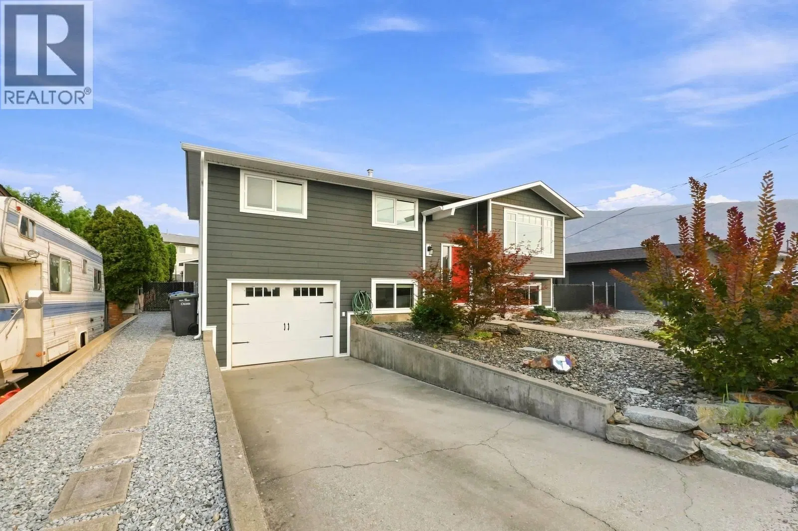 Photo 3 of 57 at 8710 JUBILEE Drive