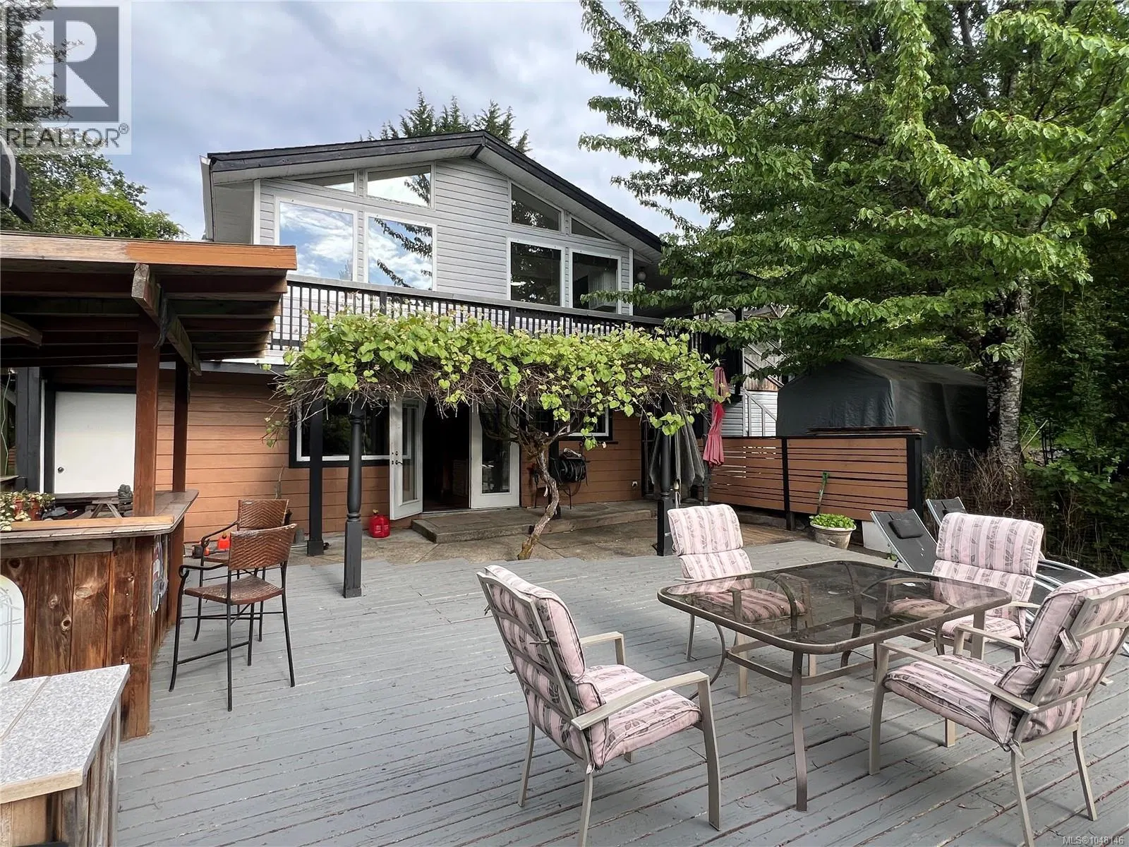 Photo 2 of 67 at 9146 West Saanich Road