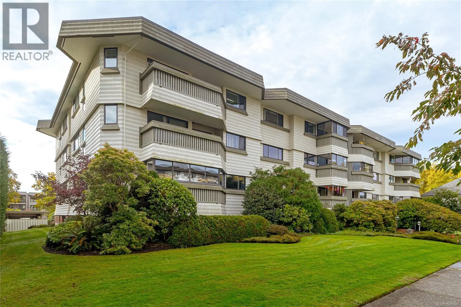 #101 – 1145 Hilda Street