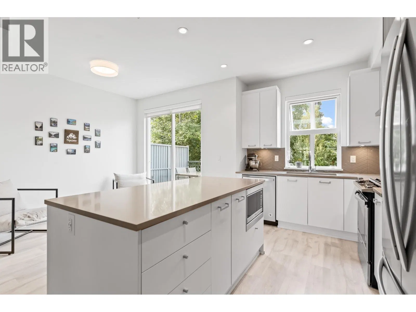Photo 3 of 40 at #74 – 24076 112 Avenue