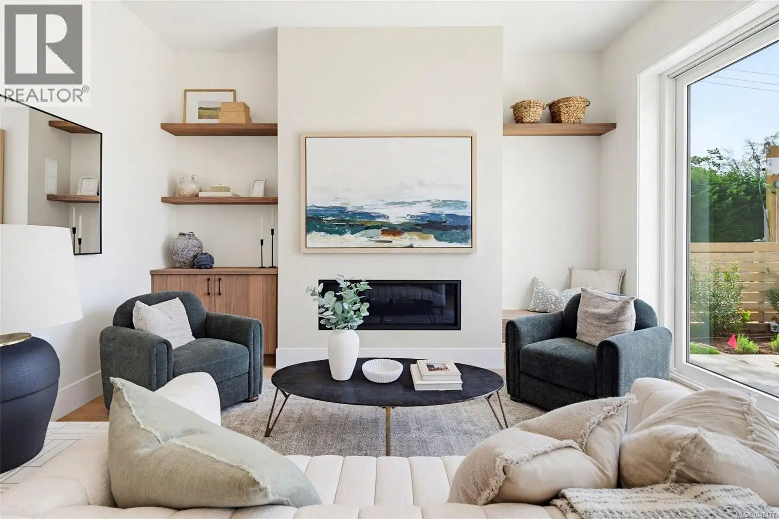 #2 – 3022 Cadboro Bay Road