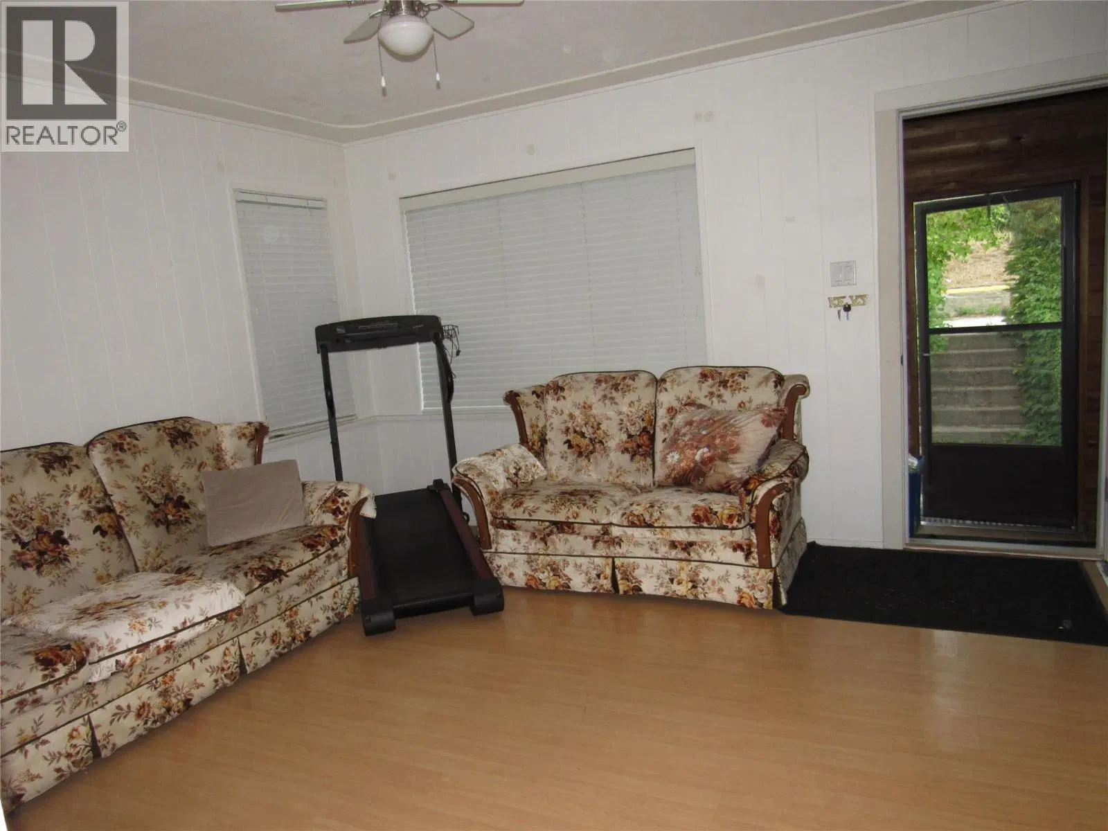 Photo 2 of 30 at 873 7th Avenue