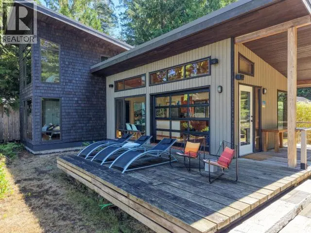 Photo 4 of 56 at Savary Island