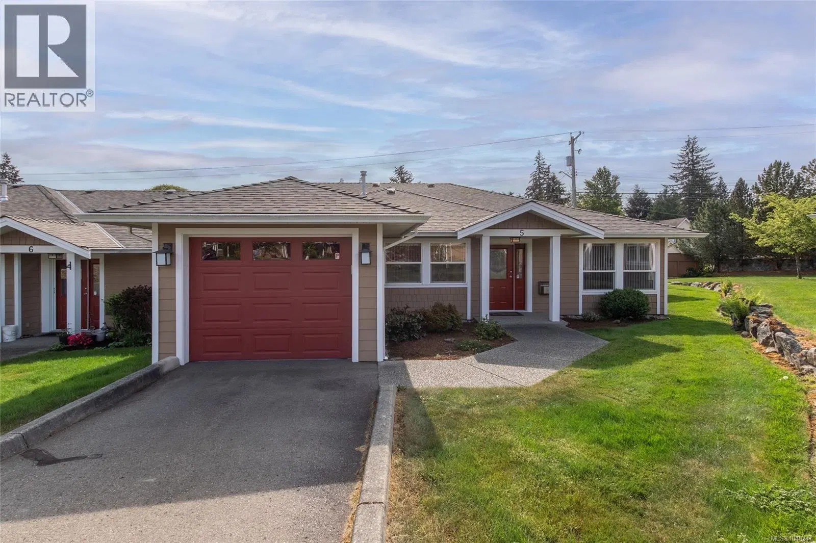 Photo 1 of 25 at #5 – 3101 Herons Way