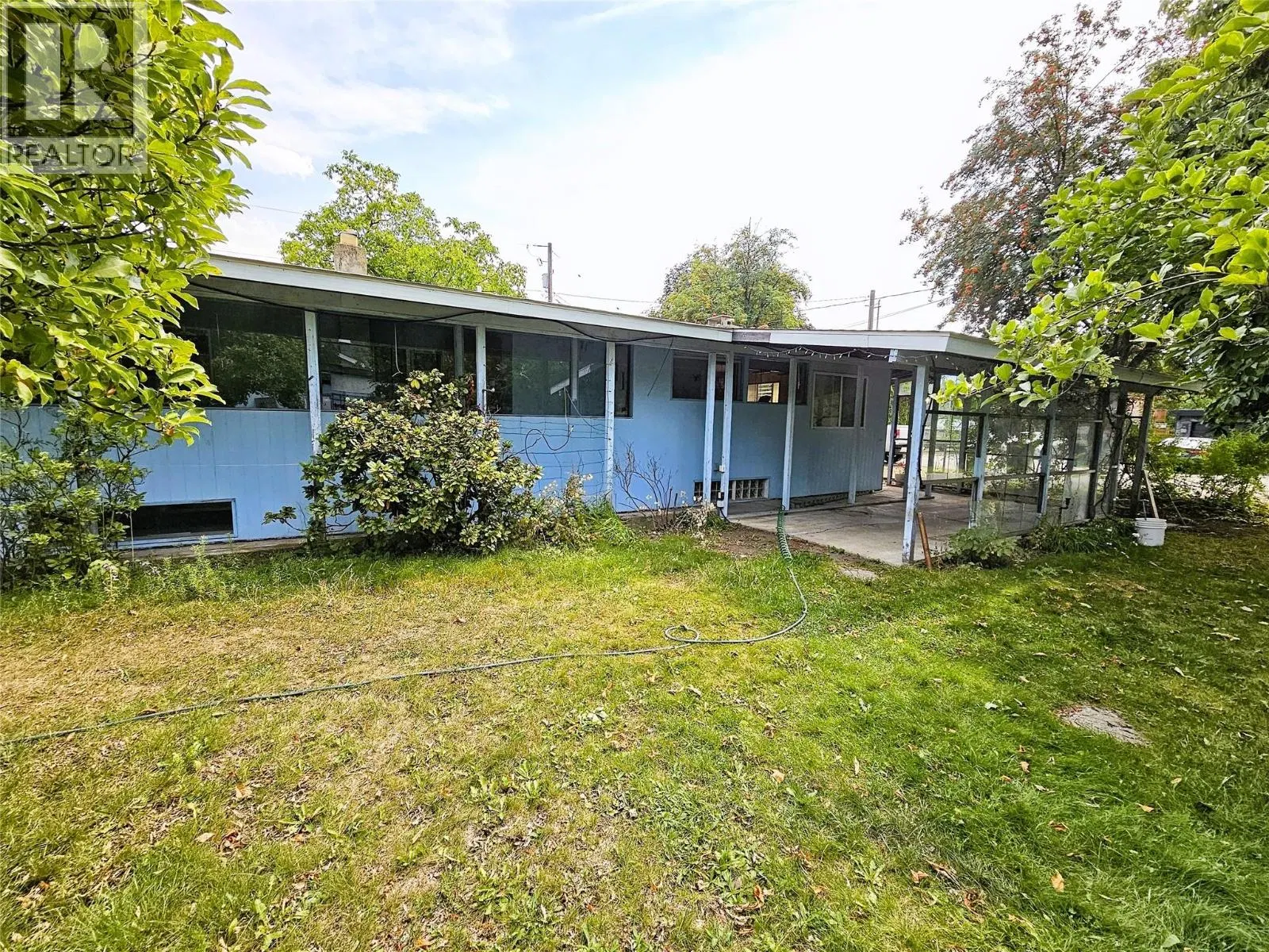 Photo 5 of 39 at 2716 4th Ave Avenue