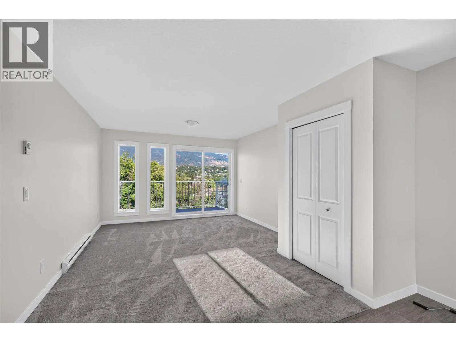 Photo 2 of 31 at #206 – 4004 34 Street