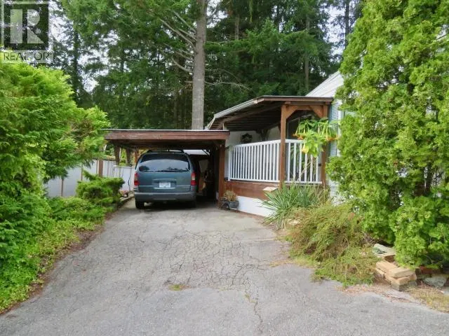 Photo 2 of 29 at Powell River