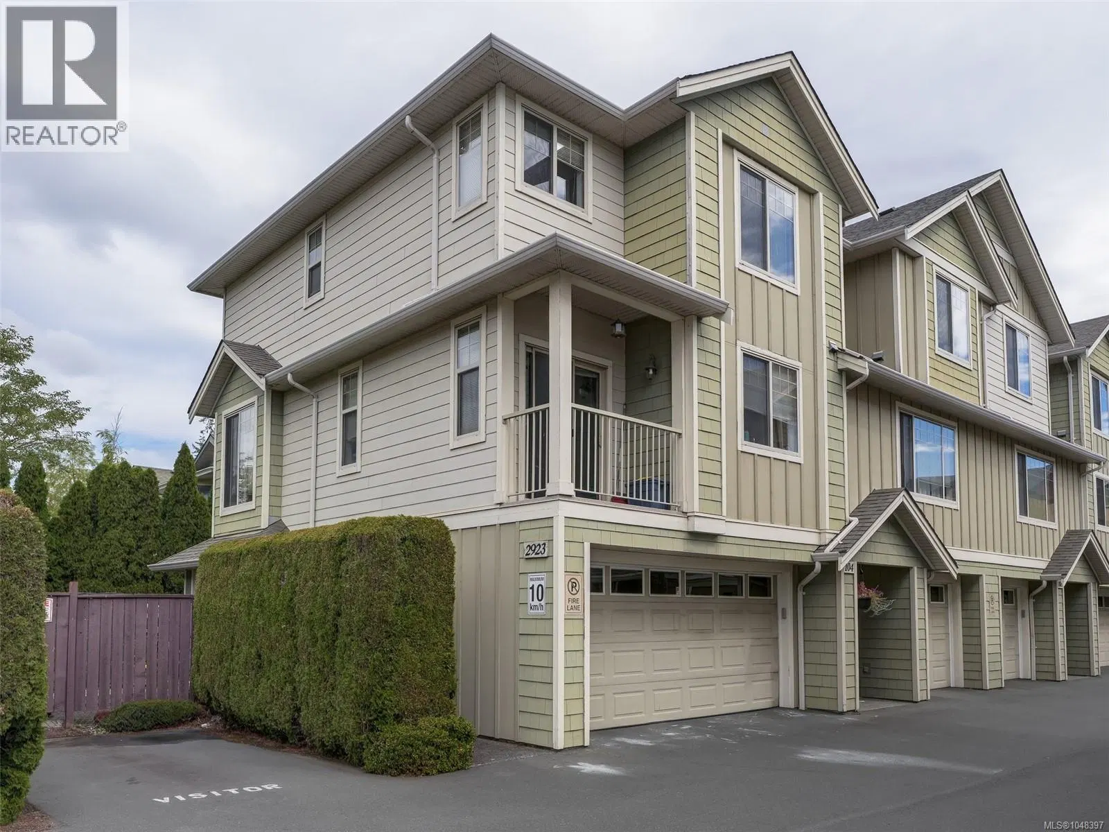 #102 – 2923 Phipps Road