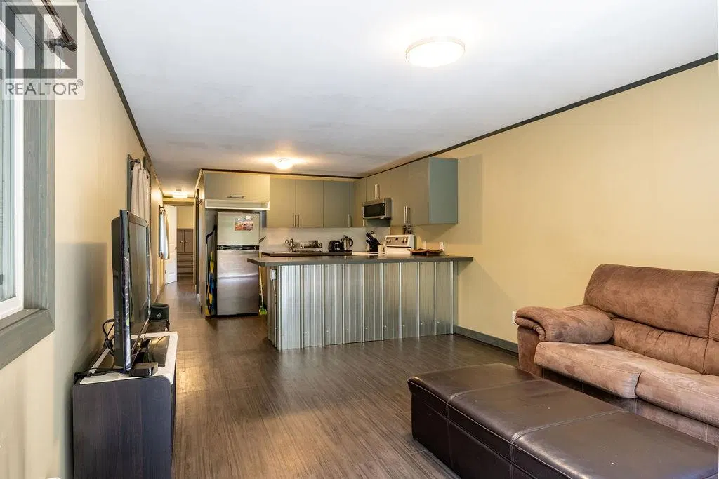 Photo 3 of 10 at #4 – 1079 Lundell Road