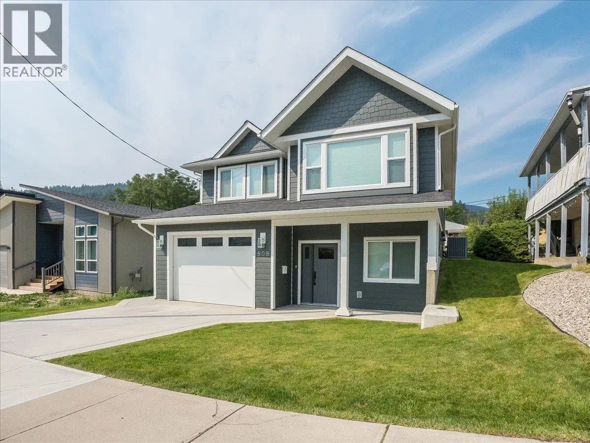 Photo 1 of 44 at 808 7th Avenue