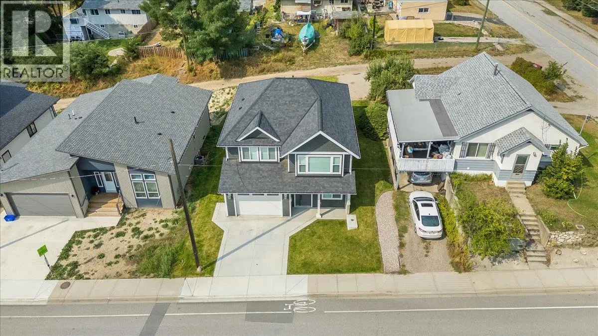 Photo 5 of 44 at 808 7th Avenue