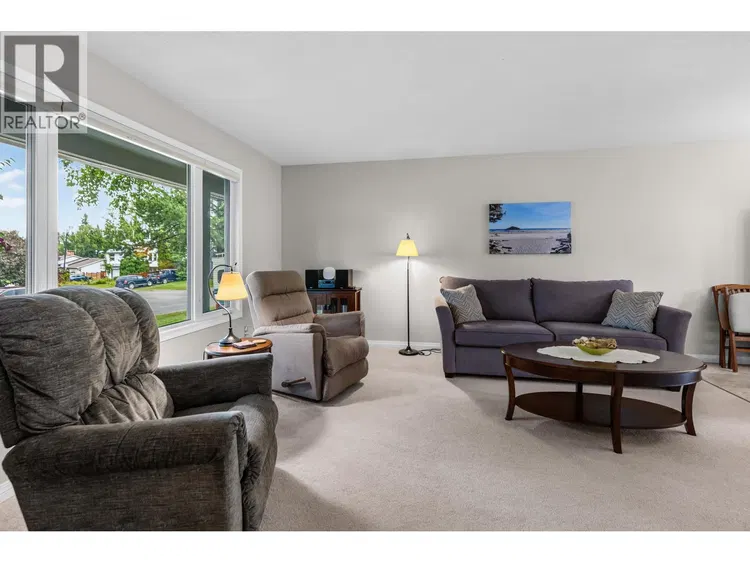Photo 3 of 34 at 3275 MONAHAN Crescent
