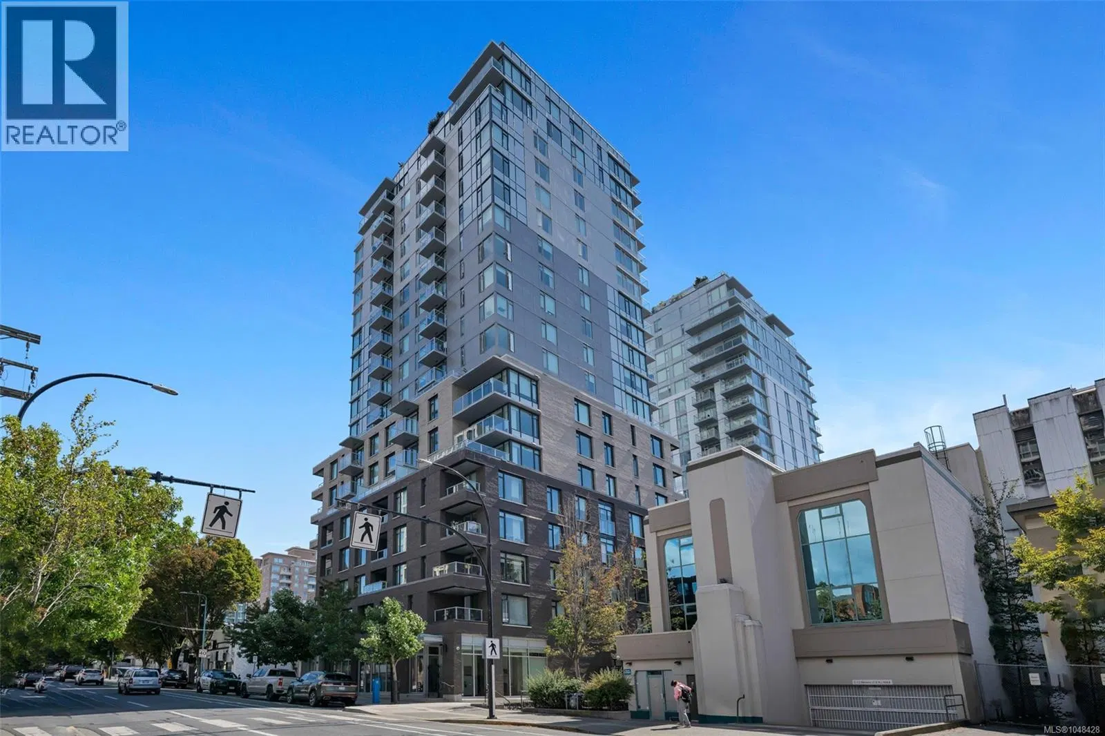 #707 – 845 Johnson Street