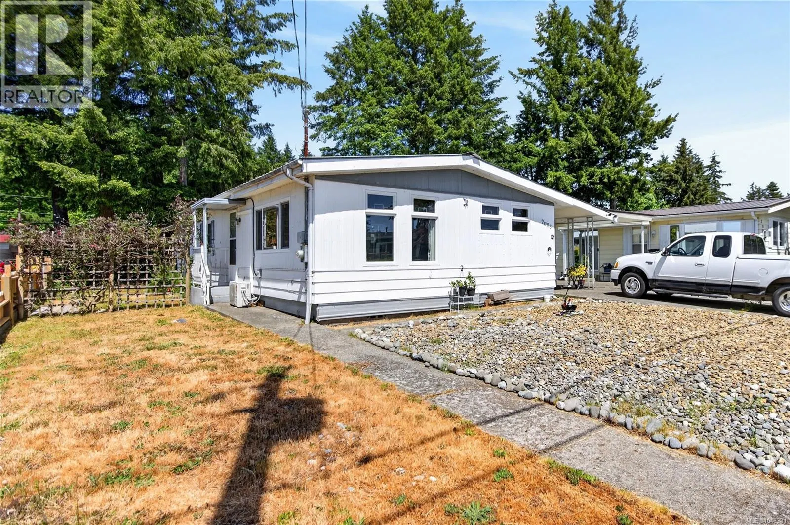 2068 4th Street