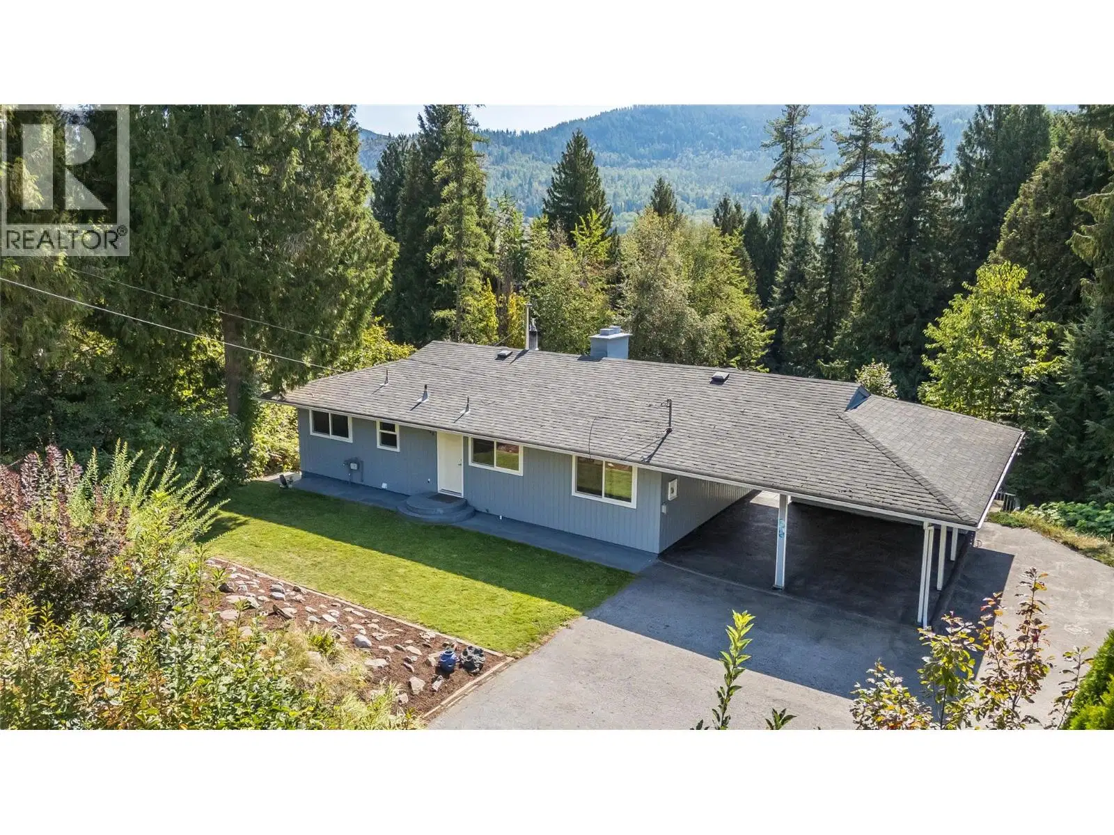 1048 Christie Road
