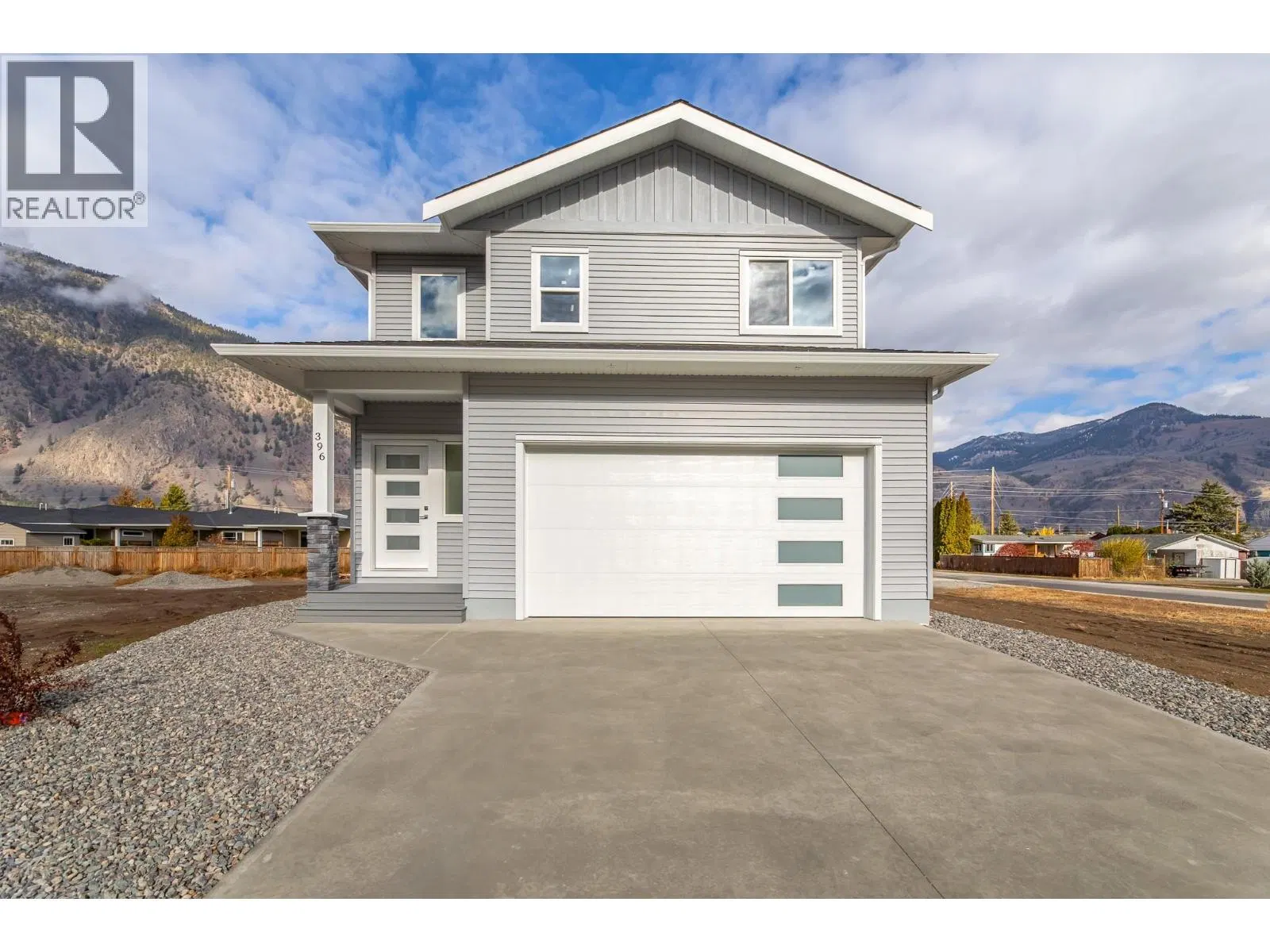 Photo 4 of 44 at 396 11th Avenue