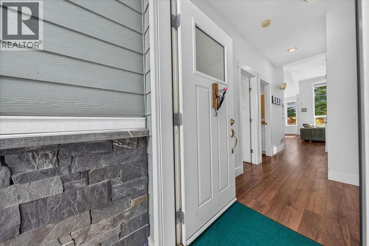 Photo 4 of 51 at 1878 FOXWOOD Trail