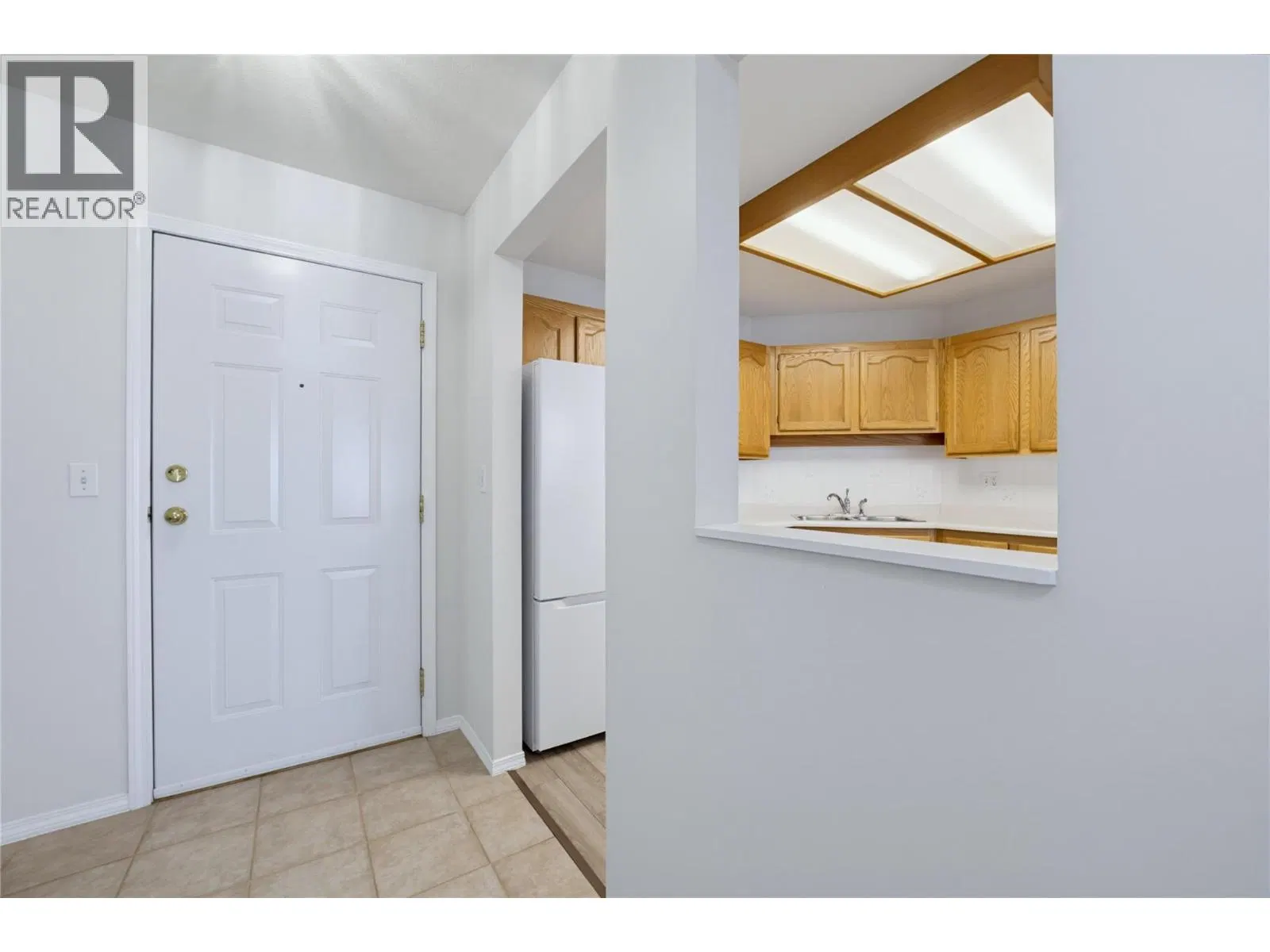 Photo 4 of 47 at #111 – 250 5 Street