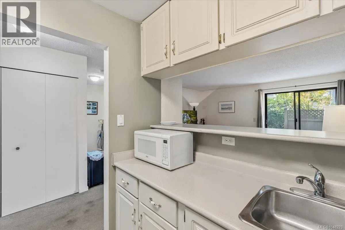 Photo 3 of 24 at #101 – 345 Morison Avenue